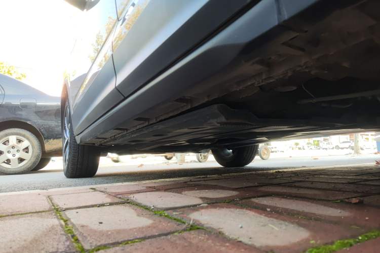Used Skoda Kamiq 2020 1.5L Automatic Comfort Edition Left Side Sill