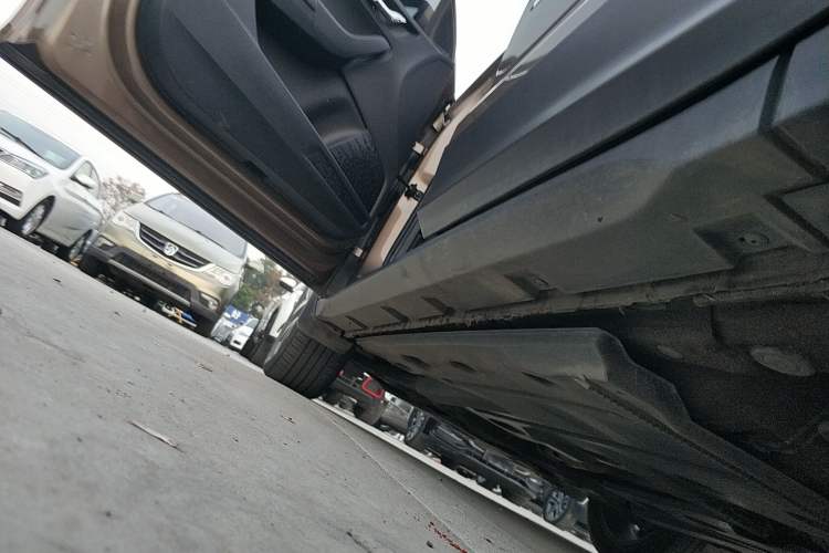 Used Skoda Kamiq 2020 1.5L Automatic Comfort Edition Left Side Sill