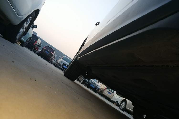 Used Skoda Kamiq 2020 1.5L Automatic Comfort Edition Right Side Sill