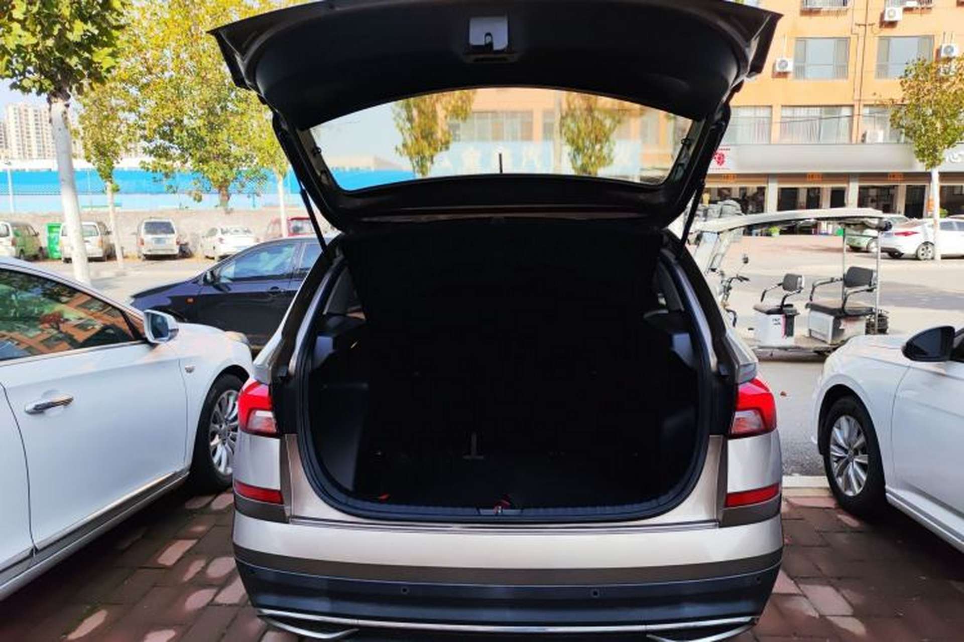 Used Skoda Kamiq 2020 1.5L Automatic Comfort Edition Trunk