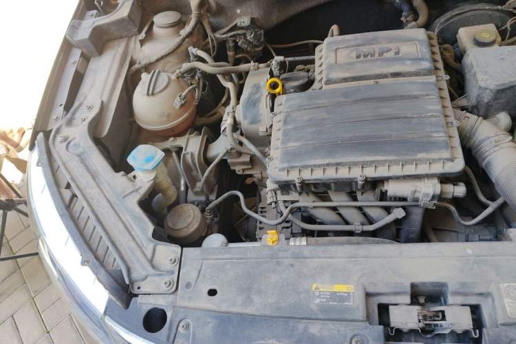 Used Skoda Kamiq 2020 1.5L Manual Comfort Edition Engine Bay Right