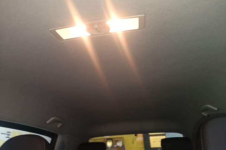 Used Skoda Kamiq 2020 1.5L Automatic Standard Edition Headliner