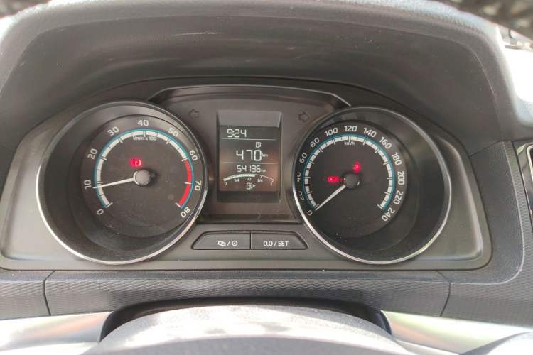 Used Skoda Kamiq 2020 1.5L Manual Comfort Edition Instrument Cluster