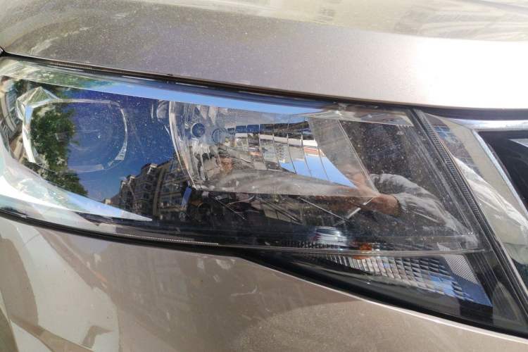 Used Skoda Kamiq 2020 1.5L Manual Comfort Edition Right Front Headlight