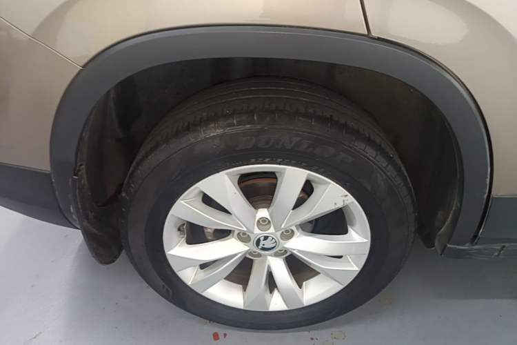 Used Skoda Kamiq 2020 1.5L Automatic Standard Edition Right Rear Wheel Hub