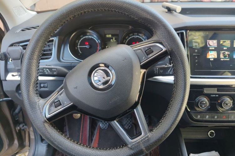 Used Skoda Kamiq 2020 1.5L Manual Comfort Edition Steering Wheel