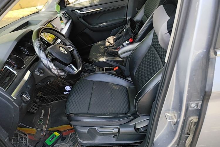 Used Skoda Kamiq 2020 1.5L Automatic Comfort Edition Left Front Seat