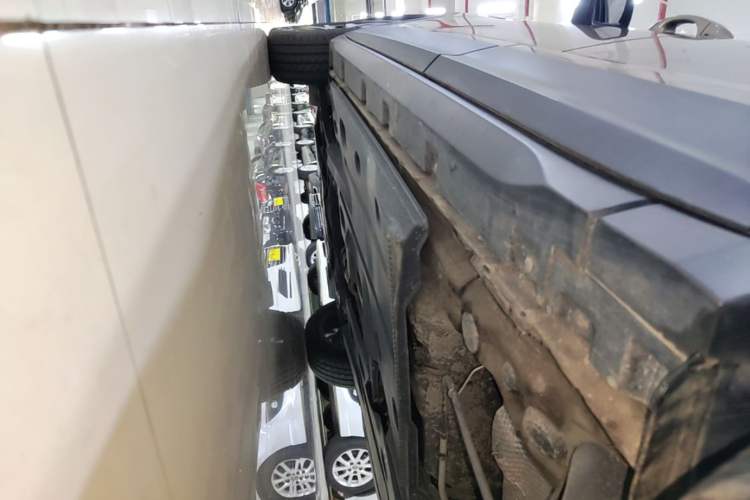 Used Skoda Kamiq 2020 1.5L Automatic Comfort Edition Left Side Sill