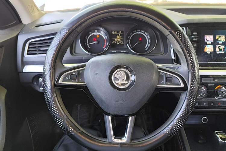 Used Skoda Kamiq 2020 1.5L Automatic Comfort Edition Steering Wheel