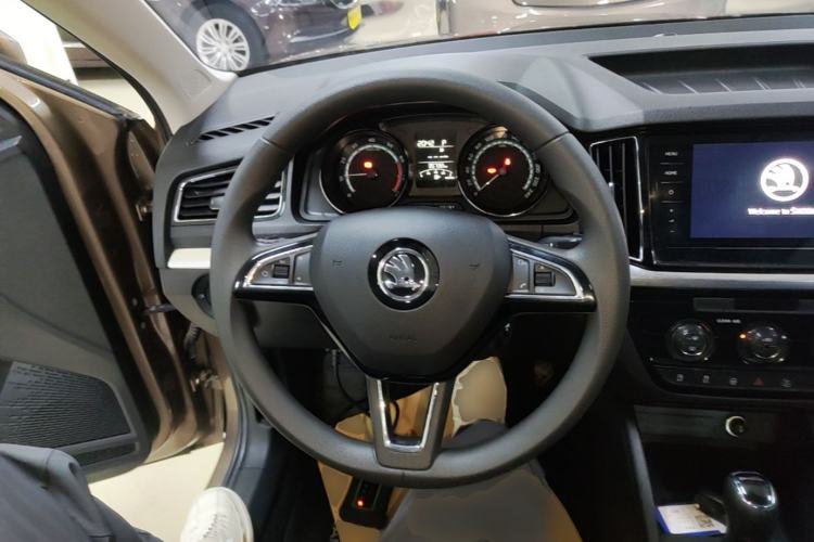 Used Skoda Kamiq 2020 1.5L Automatic Comfort Edition Steering Wheel