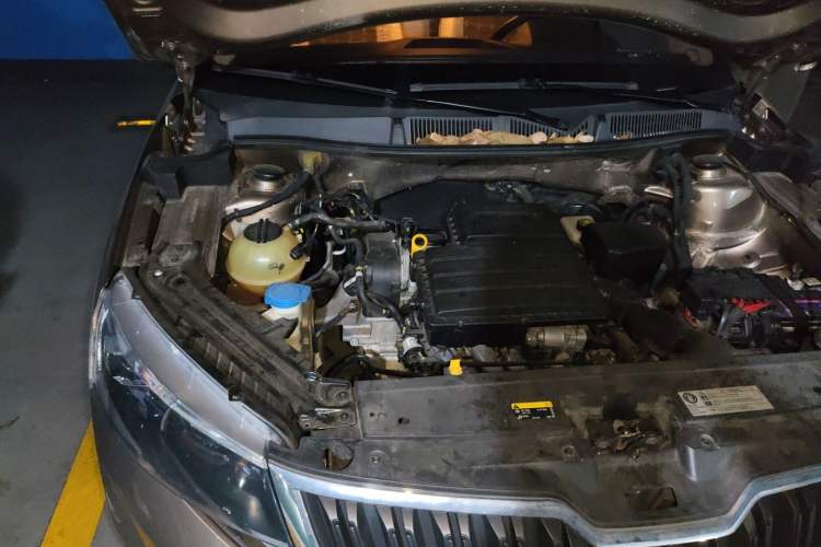 Used Skoda Kamiq 2020 1.5L Automatic Standard Edition Engine Bay Right