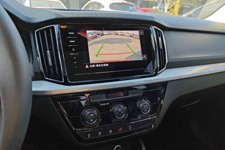 Used Skoda Kamiq 2020 Facelifted GT TSI 230 DSG Flagship Edition China VI Standard Audio And AC Panel
