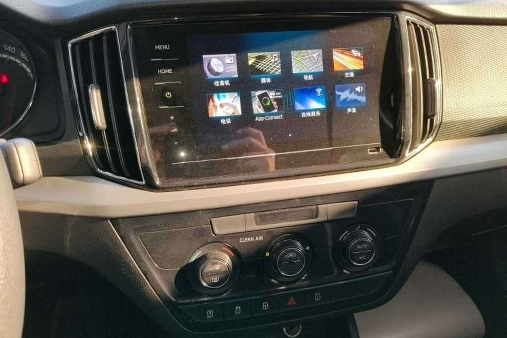 Used Skoda Kamiq 2020 GT TSI 230 DSG Flagship Edition China VI standard Audio And AC Panel