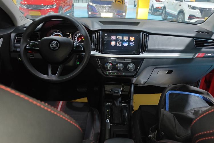 Used Skoda Kamiq 2020 GT 1.5L Automatic Flagship Model China VI Standard Center Console