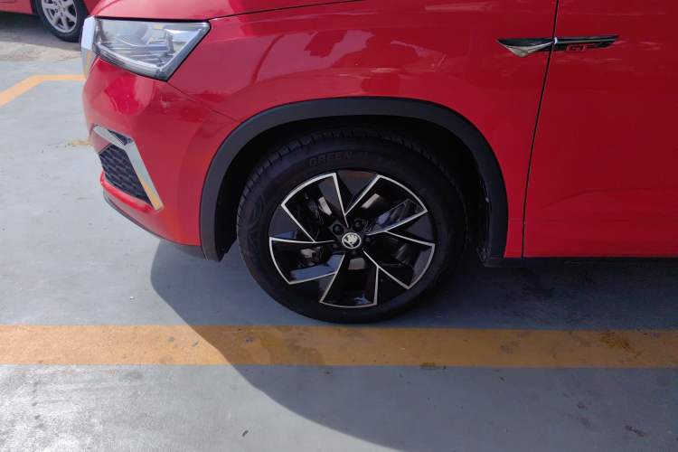 Used Skoda Kamiq 2020 GT TSI 230 DSG Flagship Edition China VI standard Exterior 4