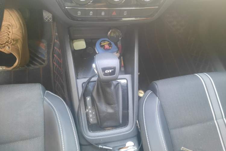 Used Skoda Kamiq 2020 GT TSI 230 DSG Comfort Edition China VI standard Gear Lever
