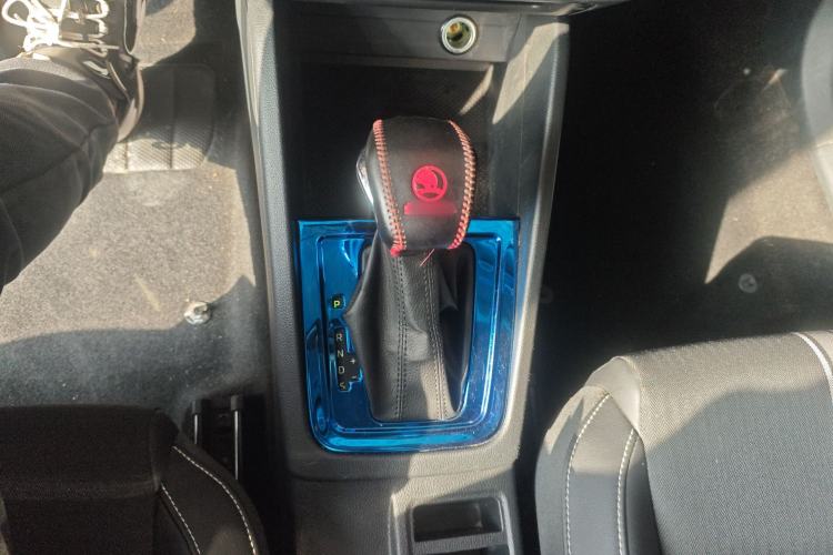 Used Skoda Kamiq 2020 GT TSI 230 DSG Comfort Edition China VI standard Gear Lever