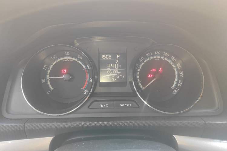 Used Skoda Kamiq 2020 GT TSI 230 DSG Comfort Edition China VI standard Instrument Cluster