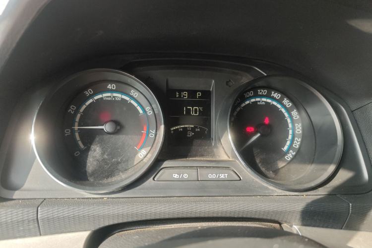 Used Skoda Kamiq 2020 GT TSI 230 DSG Comfort Edition China VI standard Instrument Cluster