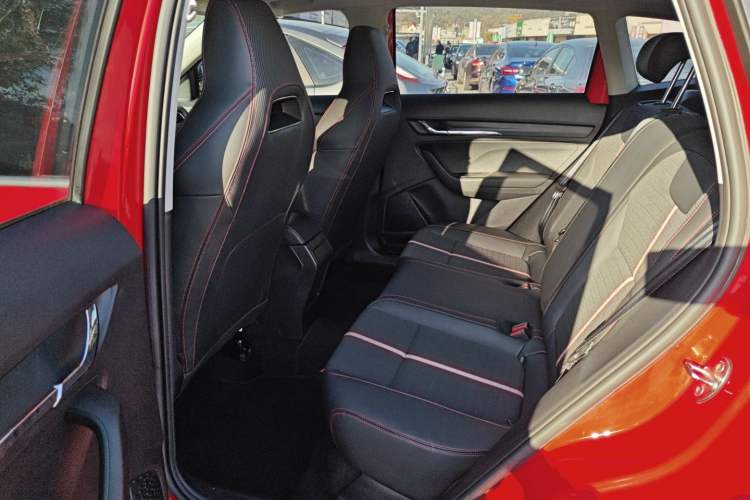 Used Skoda Kamiq 2020 Facelifted GT TSI 230 DSG Flagship Edition China VI Standard Interior 4