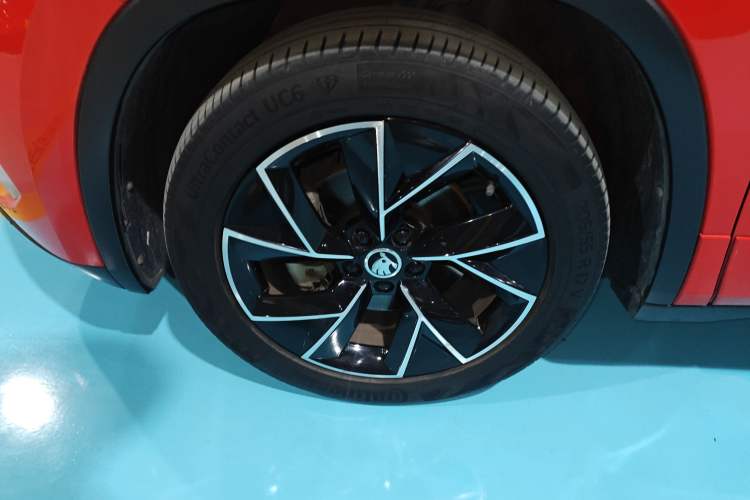 Used Skoda Kamiq 2020 GT 1.5L Automatic Flagship Model China VI Standard Left Front Wheel Hub