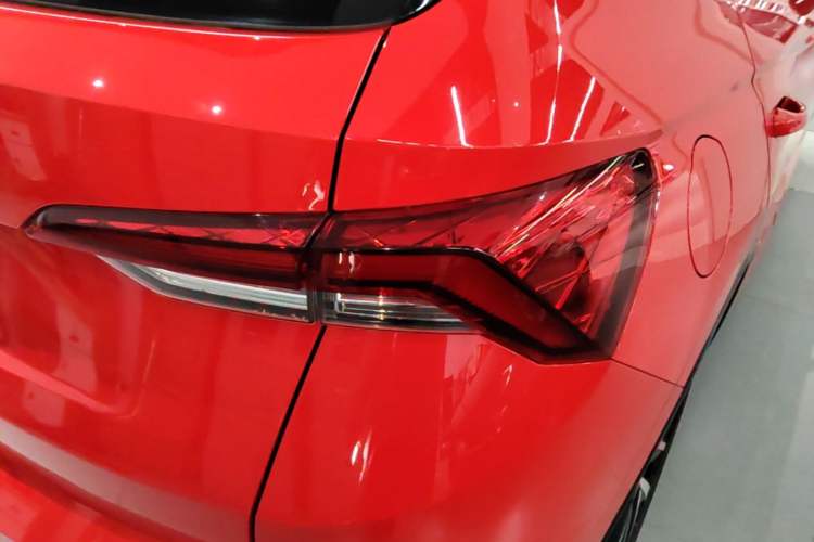 Used Skoda Kamiq 2020 GT 1.5L Automatic Comfort Edition China VI Standard Right Rear Taillight