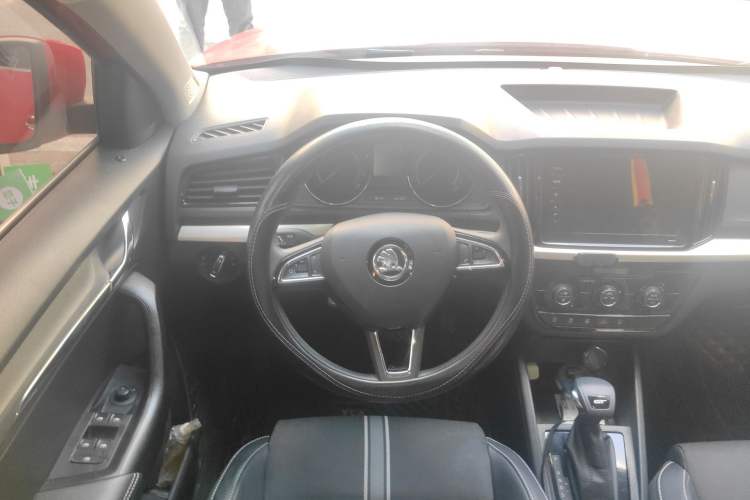 Used Skoda Kamiq 2020 GT TSI 230 DSG Comfort Edition China VI standard Steering Wheel