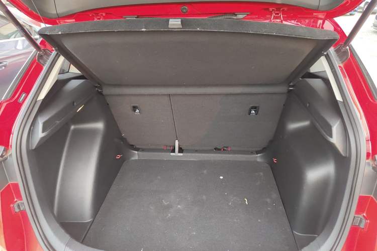 Used Skoda Kamiq 2020 GT 1.5L Automatic Comfort Edition China VI Standard Trunk