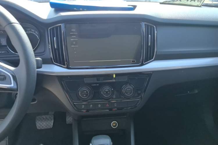 Used Skoda Kamiq 2020 GT 1.5L Automatic Flagship Model China VI Standard Audio And AC Panel