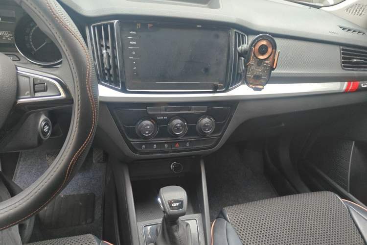 Used Skoda Kamiq 2020 Facelifted GT TSI 230 DSG Flagship Edition China VI Standard Audio And AC Panel