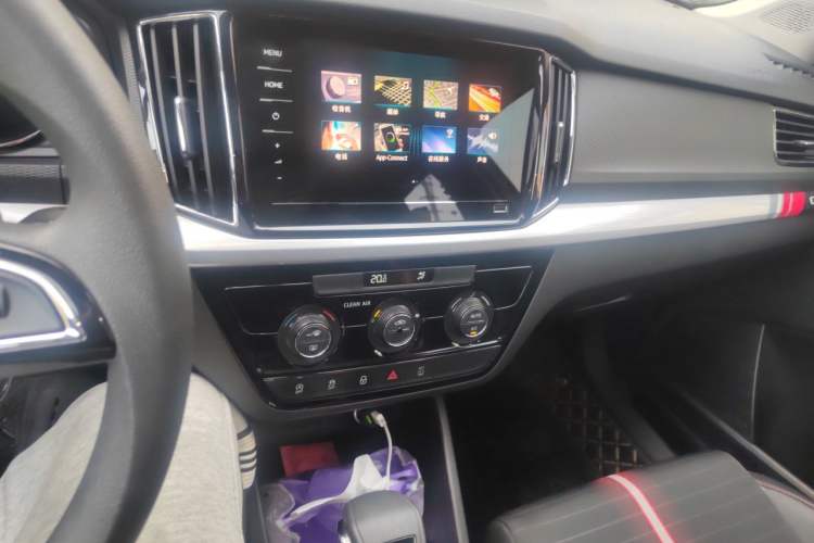 Used Skoda Kamiq 2020 Facelifted GT 1.5L Automatic Flagship Version China VI Standard Audio And AC Panel
