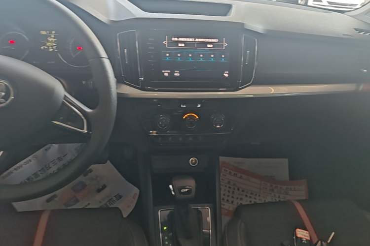 Used Skoda Kamiq 2020 Facelifted GT TSI 230 DSG Flagship Edition China VI Standard Audio And AC Panel