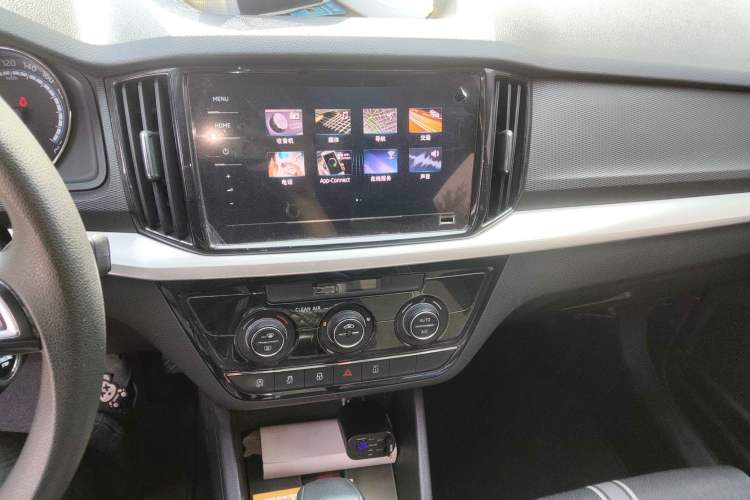 Used Skoda Kamiq 2020 GT TSI 230 DSG Comfort Edition China VI standard Audio And AC Panel