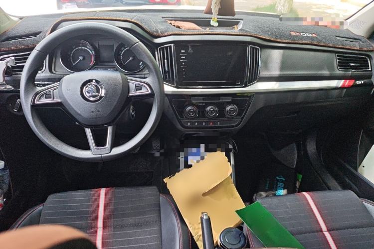 Used Skoda Kamiq 2020 GT TSI 230 DSG Flagship Edition China VI standard Center Console