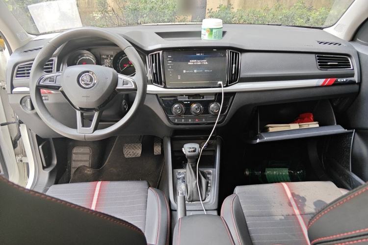 Used Skoda Kamiq 2020 GT 1.5L Automatic Flagship Model China VI Standard Center Console