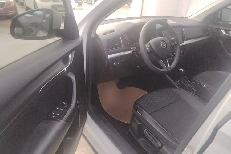 Used Skoda Kamiq 2020 1.5L Automatic Comfort Edition Driver Seat