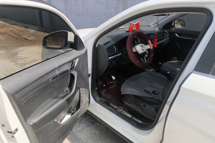 Used Skoda Kamiq 2020 1.5L Manual Comfort Edition Driver Seat