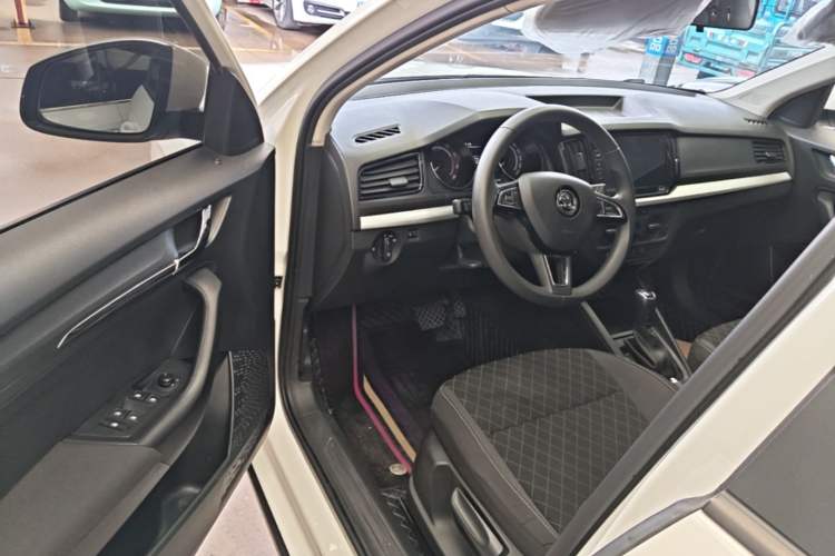 Used Skoda Kamiq 2020 1.5L Automatic Standard Edition Driver Seat