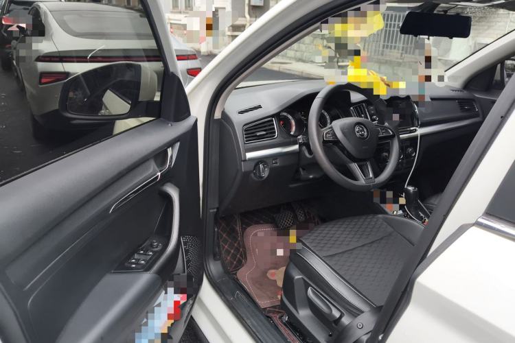 Used Skoda Kamiq 2020 1.5L Automatic Comfort Edition Driver Seat