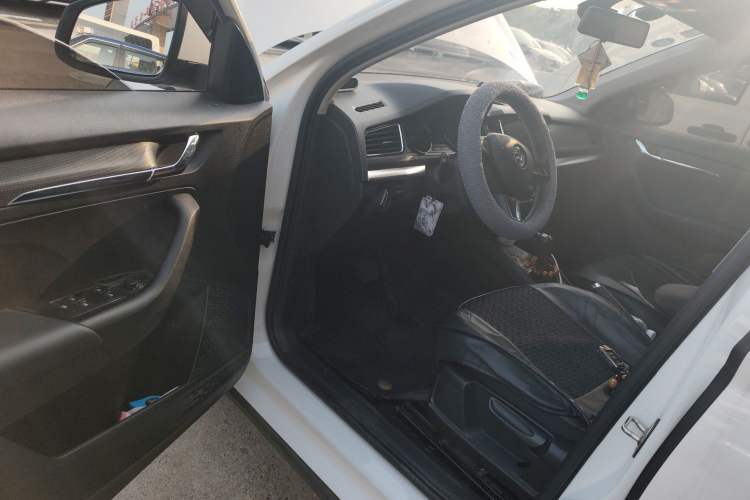 Used Skoda Kamiq 2020 1.5L Automatic Comfort Edition Driver Seat