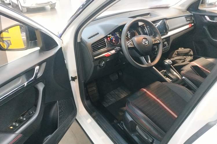 Used Skoda Kamiq 2020 GT 1.5L Automatic Flagship Model China VI Standard Driver Seat