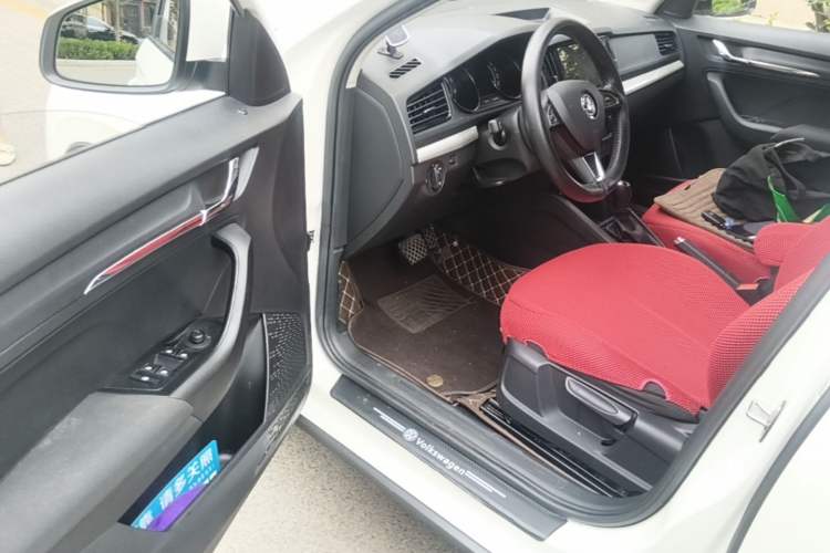 Used Skoda Kamiq 2020 1.5L Automatic Standard Edition Driver Seat