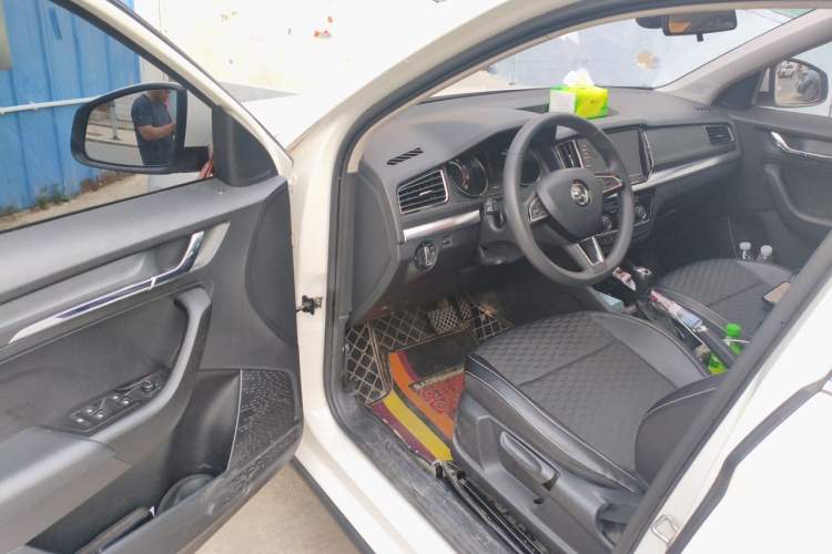 Used Skoda Kamiq 2020 1.5L Automatic Comfort Edition Driver Seat