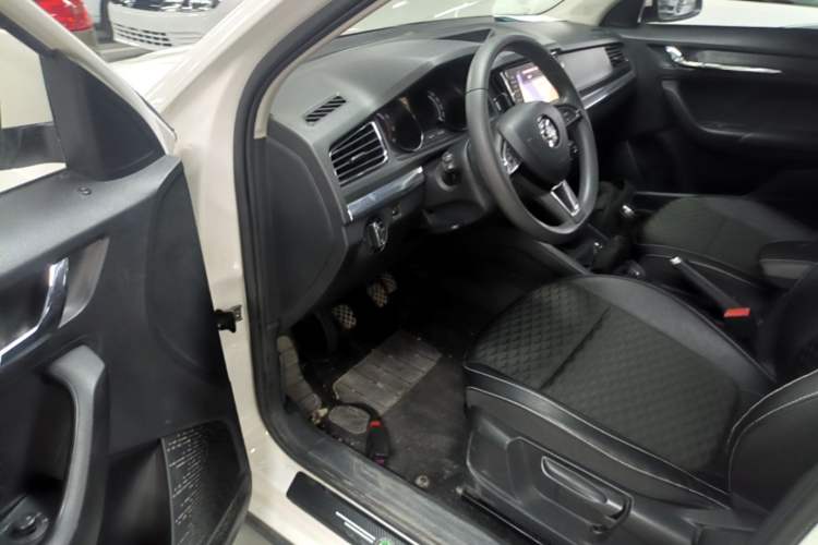 Used Skoda Kamiq 2020 1.5L Manual Comfort Edition Driver Seat