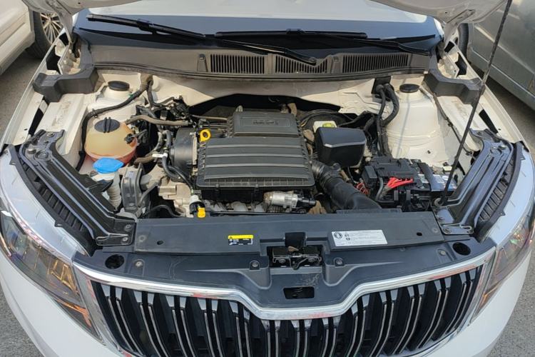 Used Skoda Kamiq 2020 1.5L Automatic Comfort Edition Engine Bay