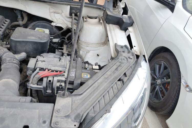 Used Skoda Kamiq 2020 1.5L Automatic Comfort Edition Engine Bay Left