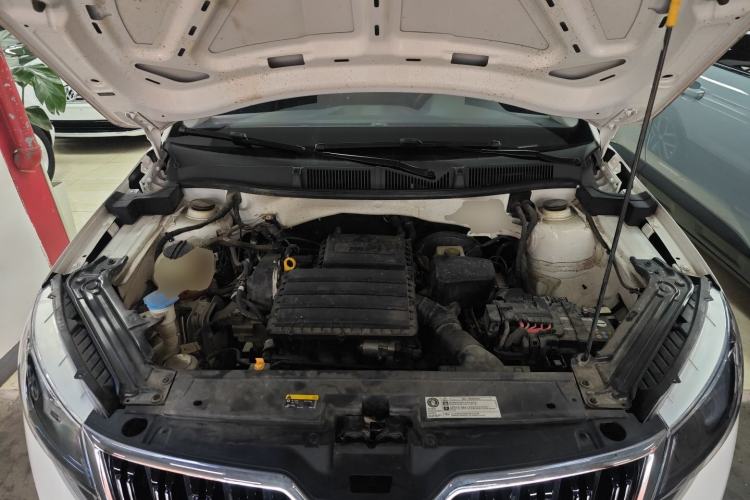 Used Skoda Kamiq 2020 1.5L Automatic Comfort Edition Engine Bay