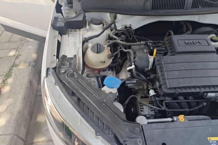 Used Skoda Kamiq 2020 1.5L Automatic Comfort Edition Engine Bay Right
