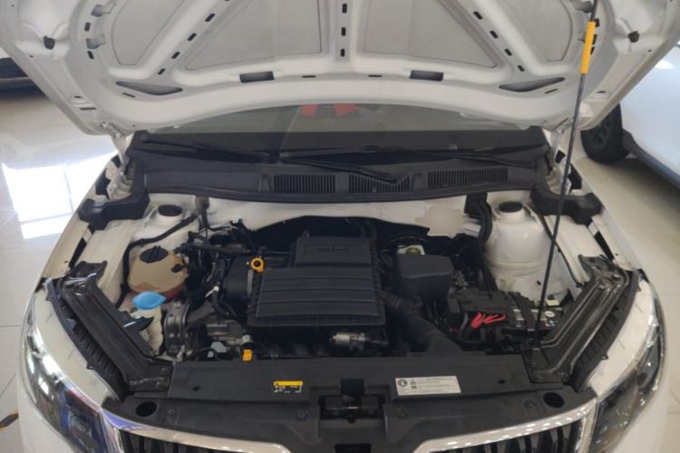Used Skoda Kamiq 2020 1.5L Automatic Comfort Edition Engine Bay