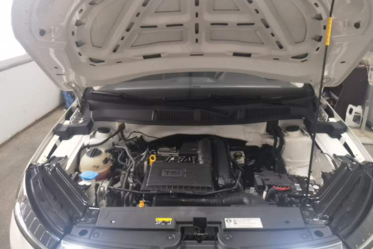 Used Skoda Kamiq 2020 Facelifted GT TSI 230 DSG Flagship Edition China VI Standard Engine Bay